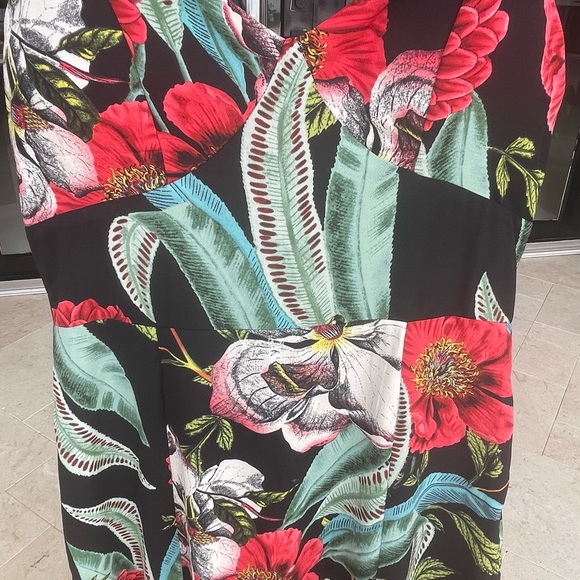 Floral dress - Picture 2 of 3